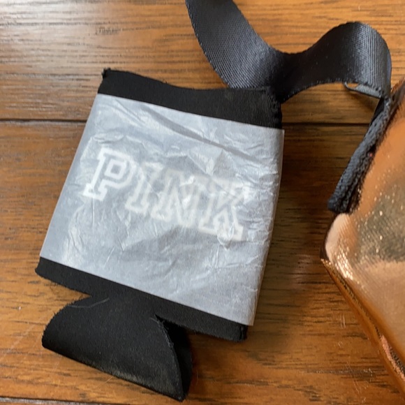 Pink mini cooler - Picture 3 of 5